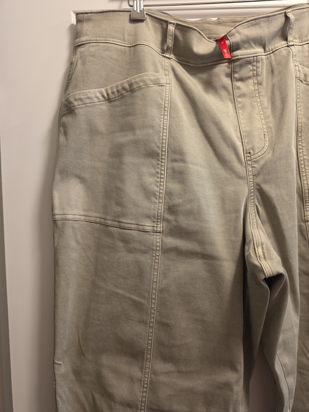 NWOT SPANX stretch twill straight leg pants in Sage - Picture 8 of 10